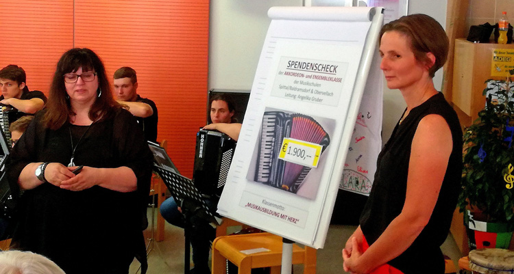 Spendenübergabe